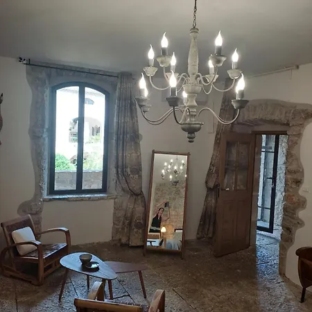 L Antre De Pierres - D'hotes Et Holiday home Berrias-et-Casteljau