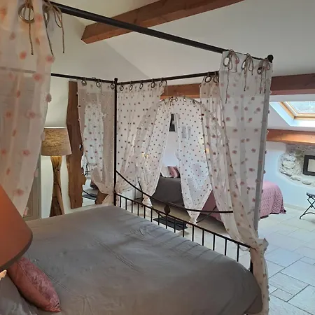 Holiday home L Antre De Pierres - D'hotes Et