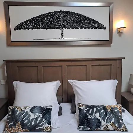 Holiday home L Antre De Pierres - D'hotes Et Berrias-et-Casteljau