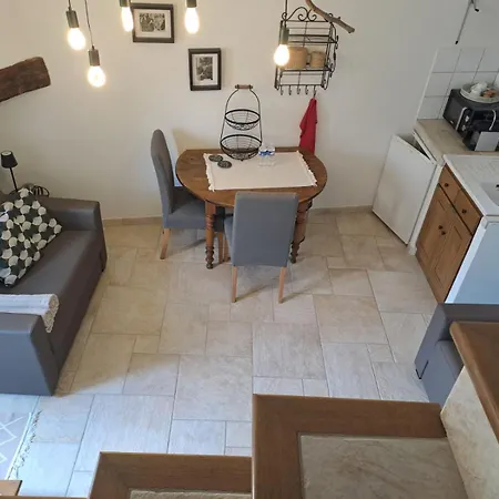 Holiday home L Antre De Pierres - D'hotes Et