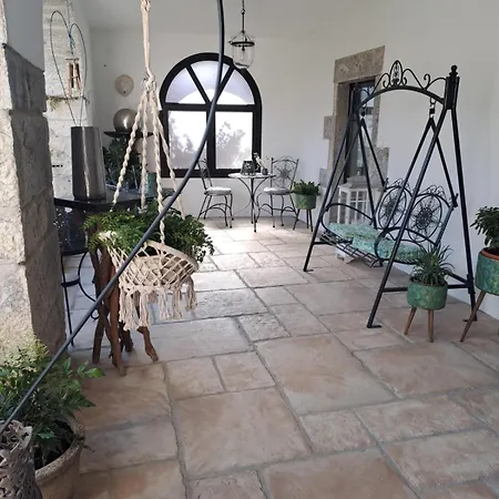 L Antre De Pierres - D'hotes Et Berrias-et-Casteljau