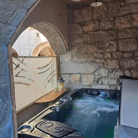 L Antre De Pierres - D'hotes Et Holiday home *